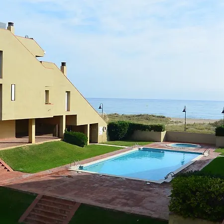 Apart. Golf 12 Apartman Pals